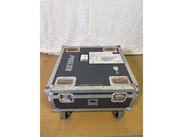 Projector panasonic pt-dz6710e - afbeelding 6 van  6