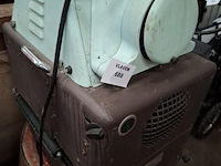 Projector - afbeelding 1 van  2