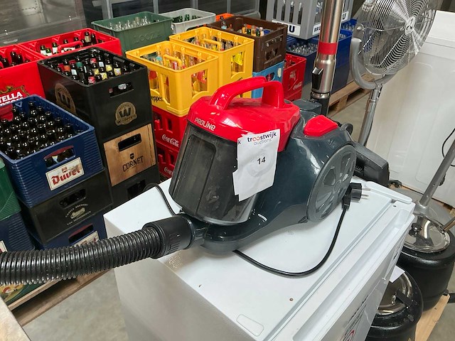Proline koelkast en stofzuiger - afbeelding 3 van  4