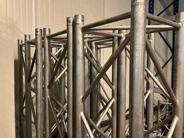 Prolyte h40v 200 truss (4x) - afbeelding 1 van  1