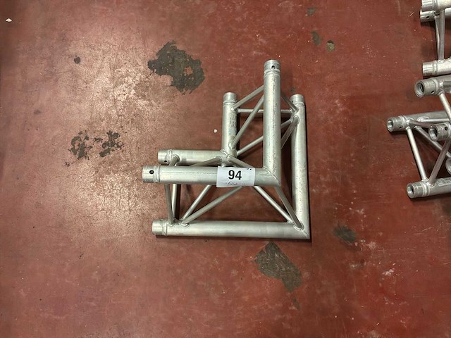 Prolyte x30d c003 truss - afbeelding 1 van  2