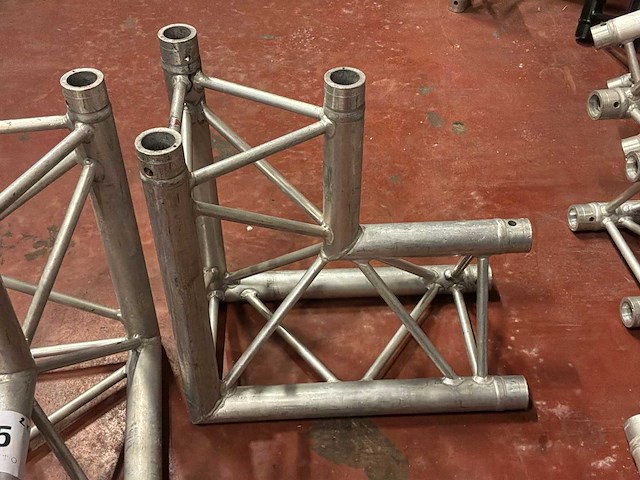 Prolyte x30d c007 truss (2x) - afbeelding 2 van  3