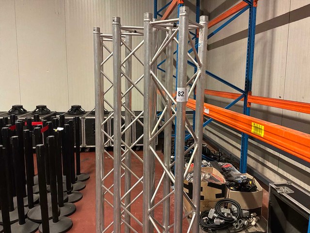 Prolyte x30v 2m truss (3x) - afbeelding 1 van  5