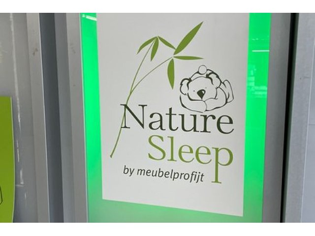 Promo materiaal en wandpanelen - afbeelding 4 van  8