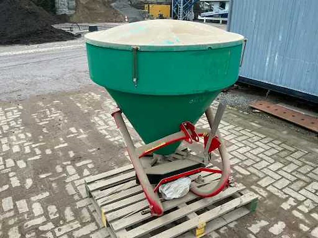 Pronar fd1-m05l kunstmeststrooier - afbeelding 5 van  7