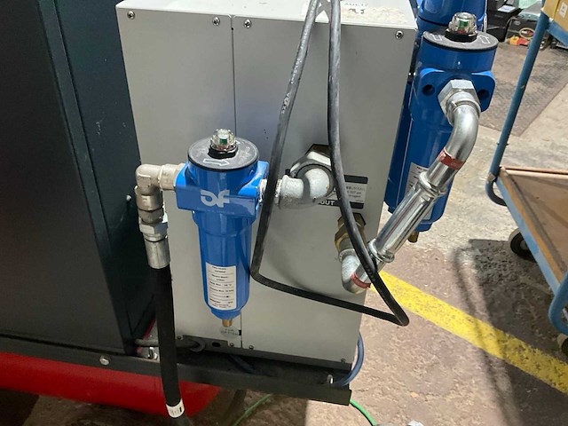 Prosil 1 shamal compressor + smc idfa4e luchtdroger - afbeelding 12 van  12