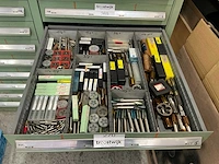 Prototyp en walter assortiment draadtappen en snijkussens