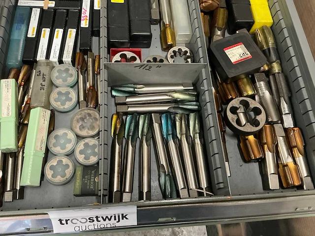 Prototyp en walter assortiment draadtappen en snijkussens - afbeelding 3 van  8