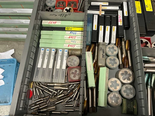 Prototyp en walter assortiment draadtappen en snijkussens - afbeelding 7 van  8