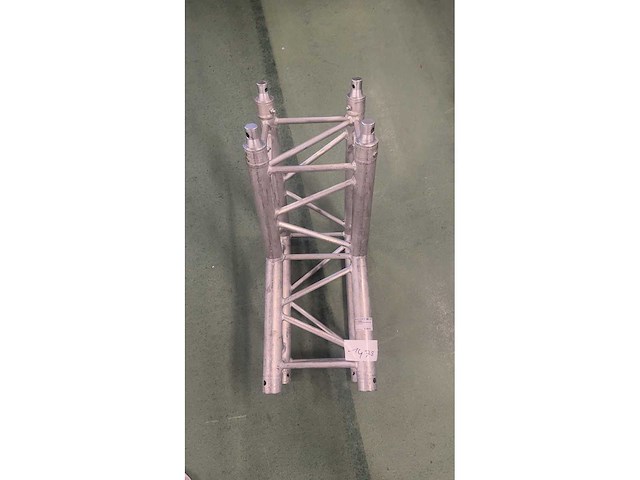 Protruss s31 corner 120° sq30 - afbeelding 1 van  1