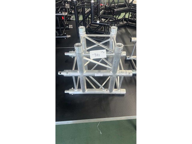 Protruss s31 t-joint 50 x 50 cm sq30 - afbeelding 1 van  1