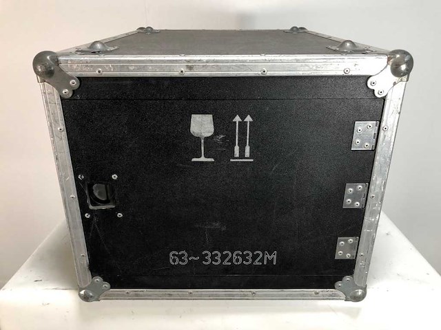 Psu cee 63 a in (5) + yellow remote - afbeelding 3 van  4