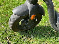 Pure electric pure air electrische step - afbeelding 4 van  7