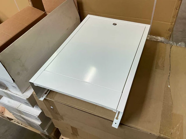 Purmo ap450 inbouwkast voor collectoren (2x) - afbeelding 1 van  5