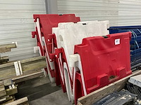 Pvc barrières (20x) - afbeelding 2 van  4