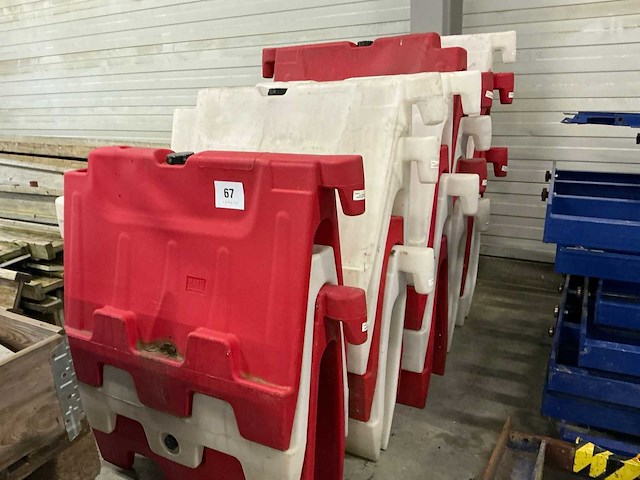 Pvc barrières (20x) - afbeelding 1 van  4