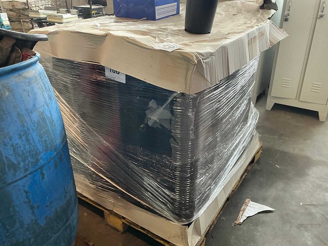 Pvc bloempot (4150x) - afbeelding 3 van  4