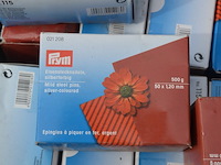 Pvc box met ca. 100 doosjes kopspelden inox - afbeelding 2 van  5