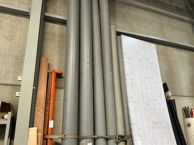Pvc buis (9x) - afbeelding 1 van  3