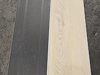 Pvc click geïntegreerd ondervloer 22m² - afbeelding 2 van  5