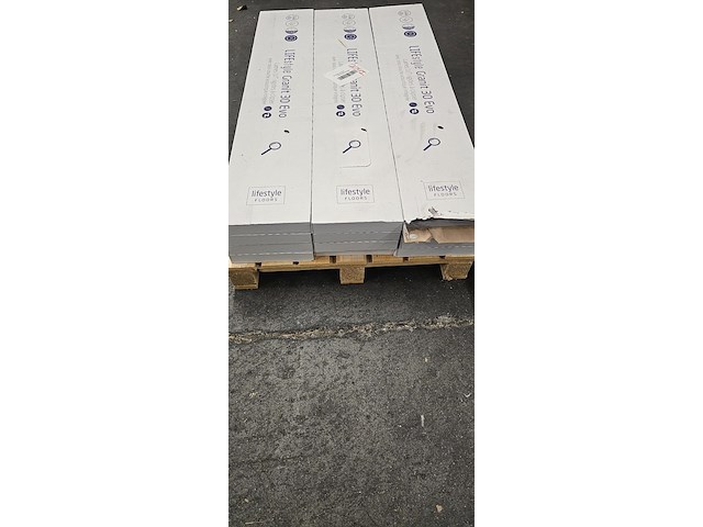 Pvc click geïntegreerd ondervloer 22m² - afbeelding 3 van  5