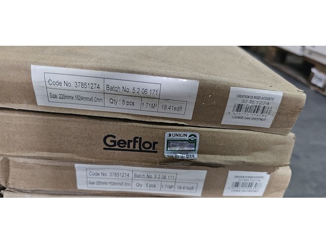 Pvc click geïntegreerd ondervloer 25m² - afbeelding 5 van  5