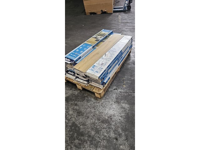 Pvc click geïntegreerd ondervloer 26m² - afbeelding 6 van  6