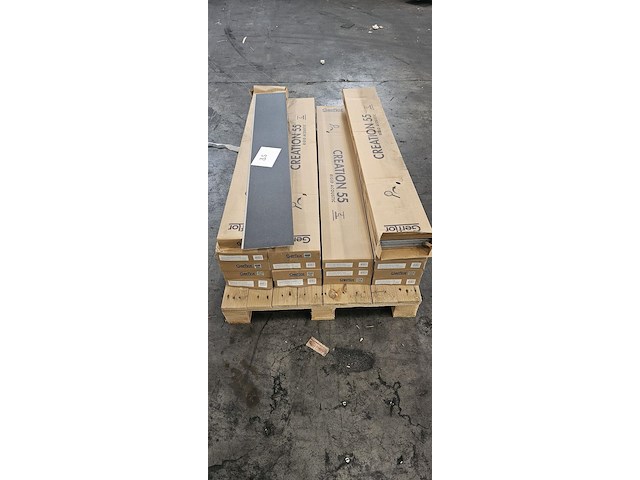 Pvc click geïntegreerd ondervloer 27m² - afbeelding 4 van  5