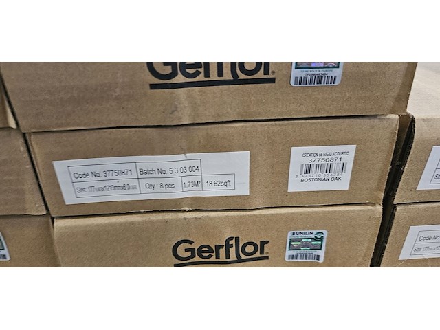 Pvc click geïntegreerd ondervloer 27m² - afbeelding 5 van  5