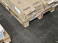 Pvc click geïntegreerd ondervloer 34m² - afbeelding 4 van  5