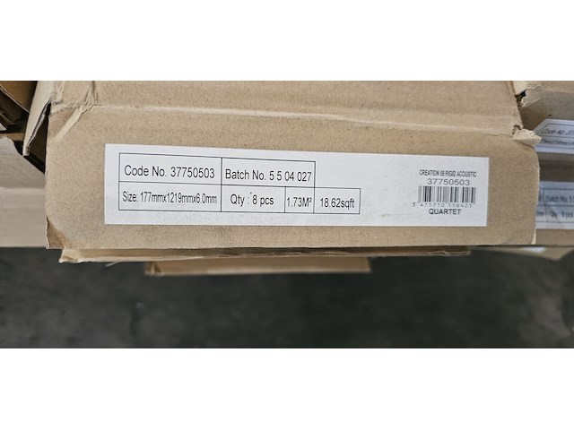 Pvc click geïntegreerd ondervloer 34m² - afbeelding 5 van  5