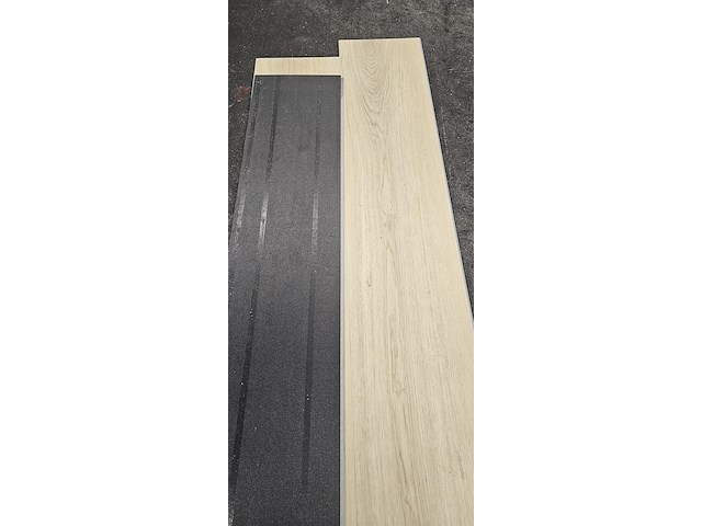 Pvc click geïntegreerd ondervloer 50m² - afbeelding 3 van  7