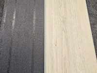 Pvc click geïntegreerd ondervloer 50m² - afbeelding 3 van  7