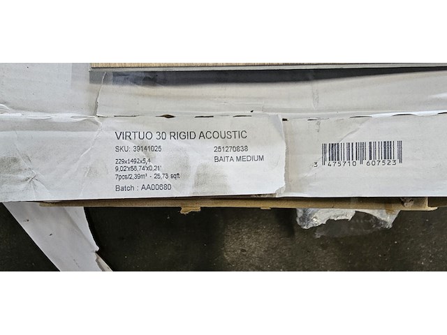 Pvc click geïntegreerd ondervloer 54m² - afbeelding 6 van  6
