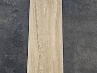 Pvc click geïntegreerd ondervloer 58m² - afbeelding 1 van  5