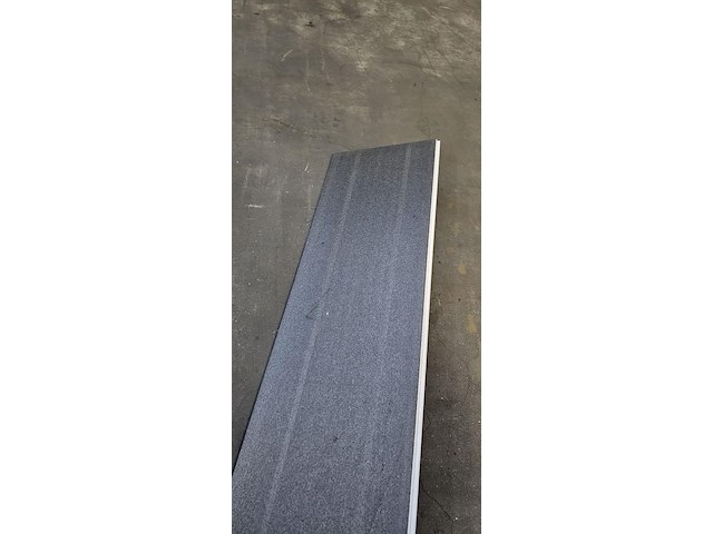 Pvc click geïntegreerd ondervloer 58m² - afbeelding 3 van  5