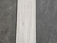 Pvc click geïntegreerd ondervloer 88m² - afbeelding 1 van  6