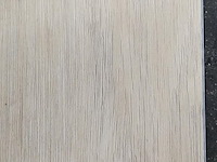Pvc click geïntegreerd ondervloer visgraat 45m² - afbeelding 2 van  5