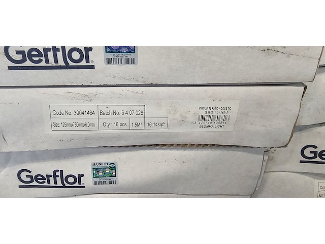 Pvc click geïntegreerd ondervloer visgraat 45m² - afbeelding 5 van  5