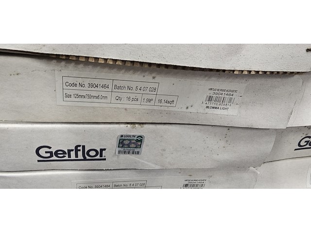 Pvc click visgraat geïntegreerd ondervloer 45m² - afbeelding 4 van  4