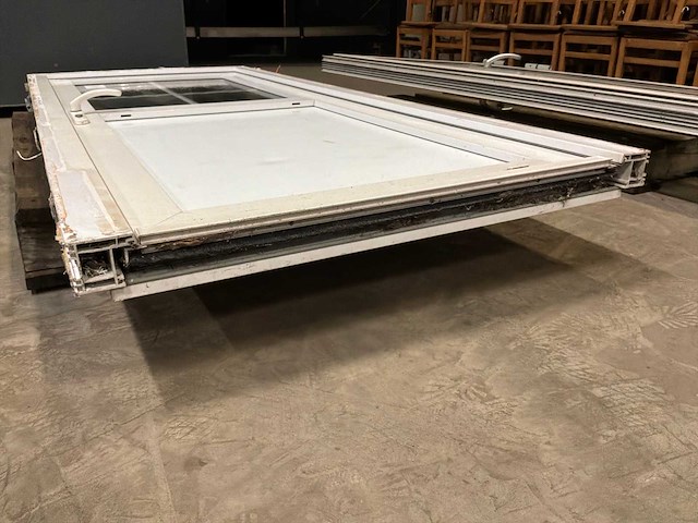 Pvc deur - afbeelding 4 van  4