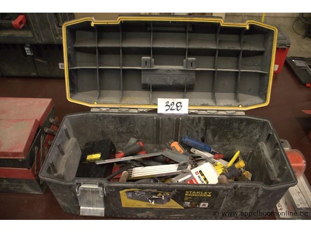 Pvc gereedschapskoffer met inhoud - afbeelding 1 van  2