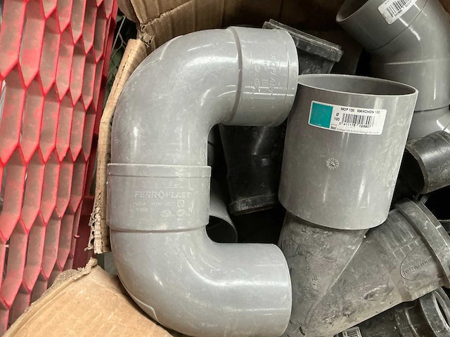 Pvc koppelstukken waaronder ferroplast - afbeelding 4 van  7