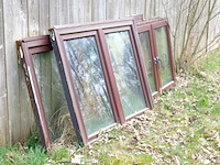 Pvc-raam lot 8 - afbeelding 1 van  4