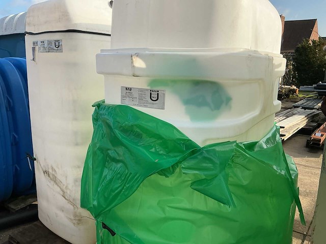 Pvc regenwater citeren - afbeelding 1 van  2