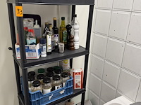 Pvc-rek met kruiden en voeding - afbeelding 1 van  9