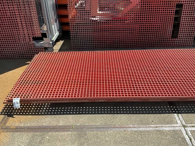 Pvc roostervloer met open mazen (2x) - afbeelding 1 van  2