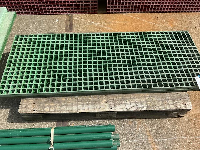 Pvc roostervloer met open mazen (2x) - afbeelding 1 van  2