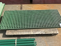 Pvc roostervloer met open mazen (2x) - afbeelding 1 van  2