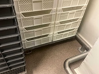 Pvc stapelbakken (22x) - afbeelding 3 van  3